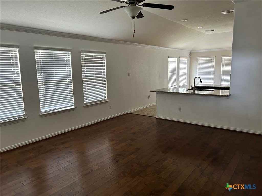 6110 Taffinder Ln - Photo 3 of 13