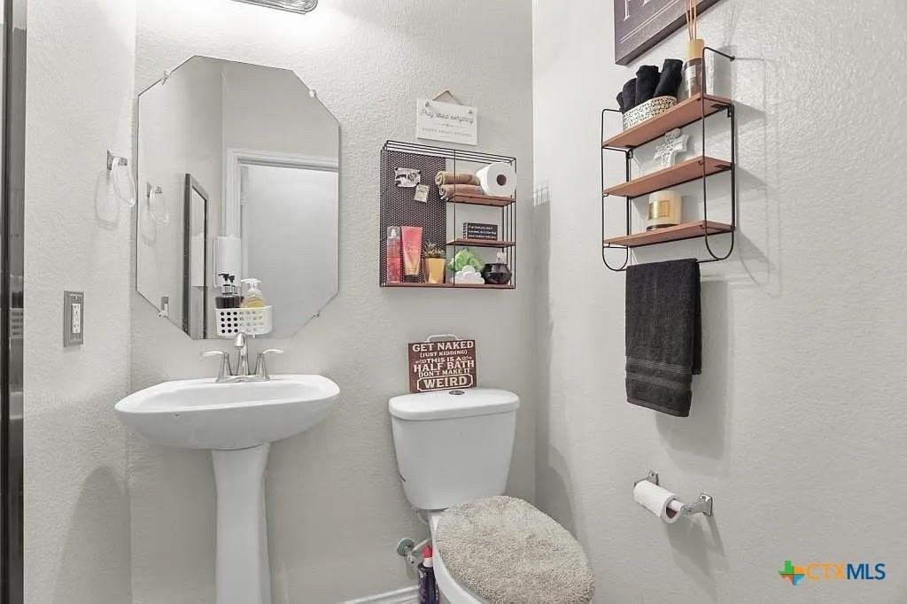 4303 Jack Barnes Ave - Photo 3 of 21