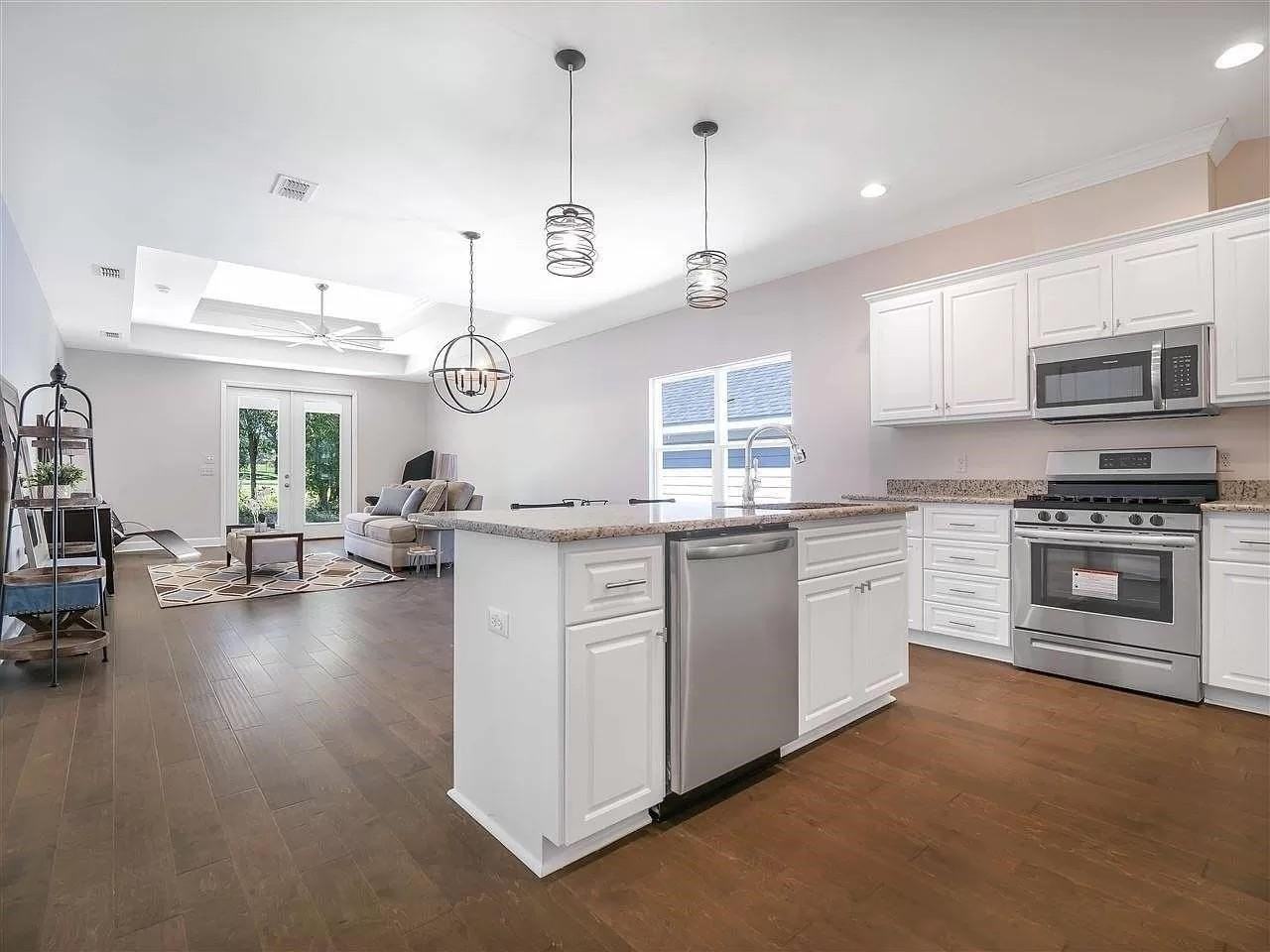 4482 River Breeze Ln - Photo 4 of 16