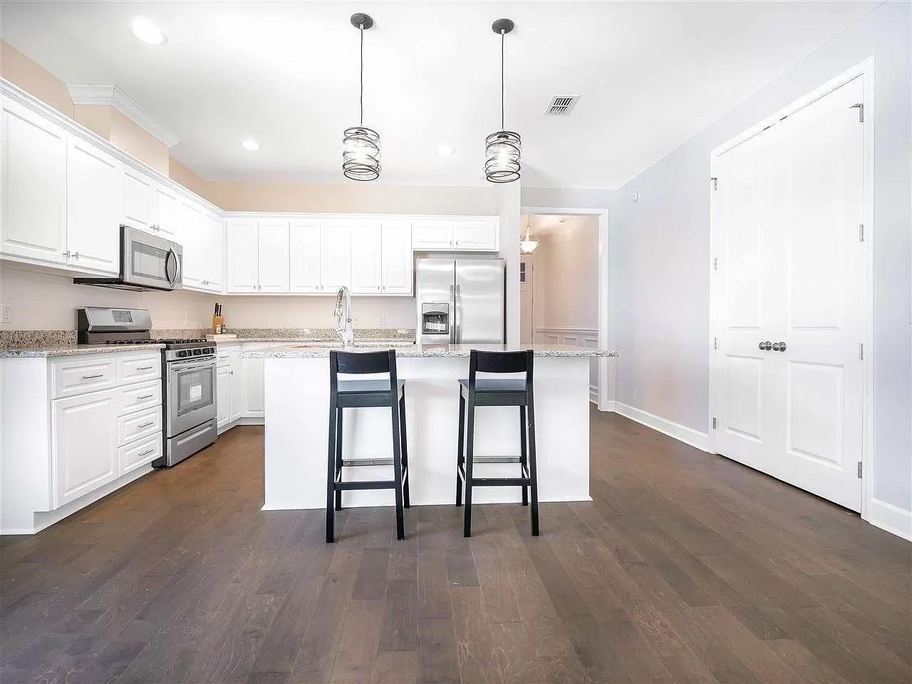 4482 River Breeze Ln - Photo 5 of 16