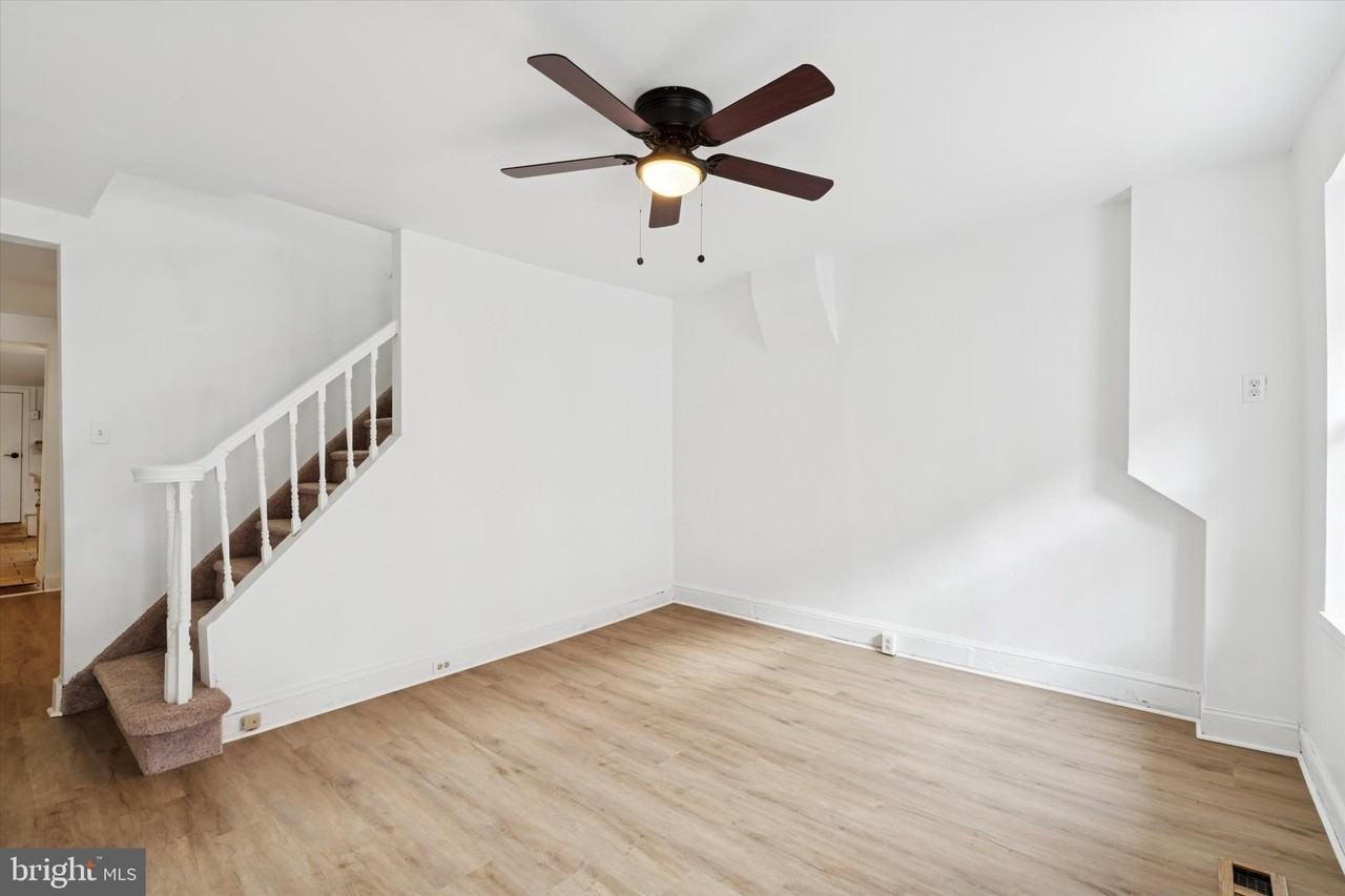 135 E Miner St - Photo 2 of 15