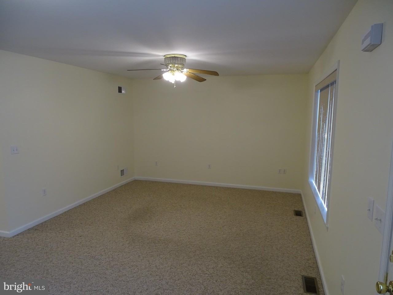 10 Fairview Ave - Photo 6 of 28