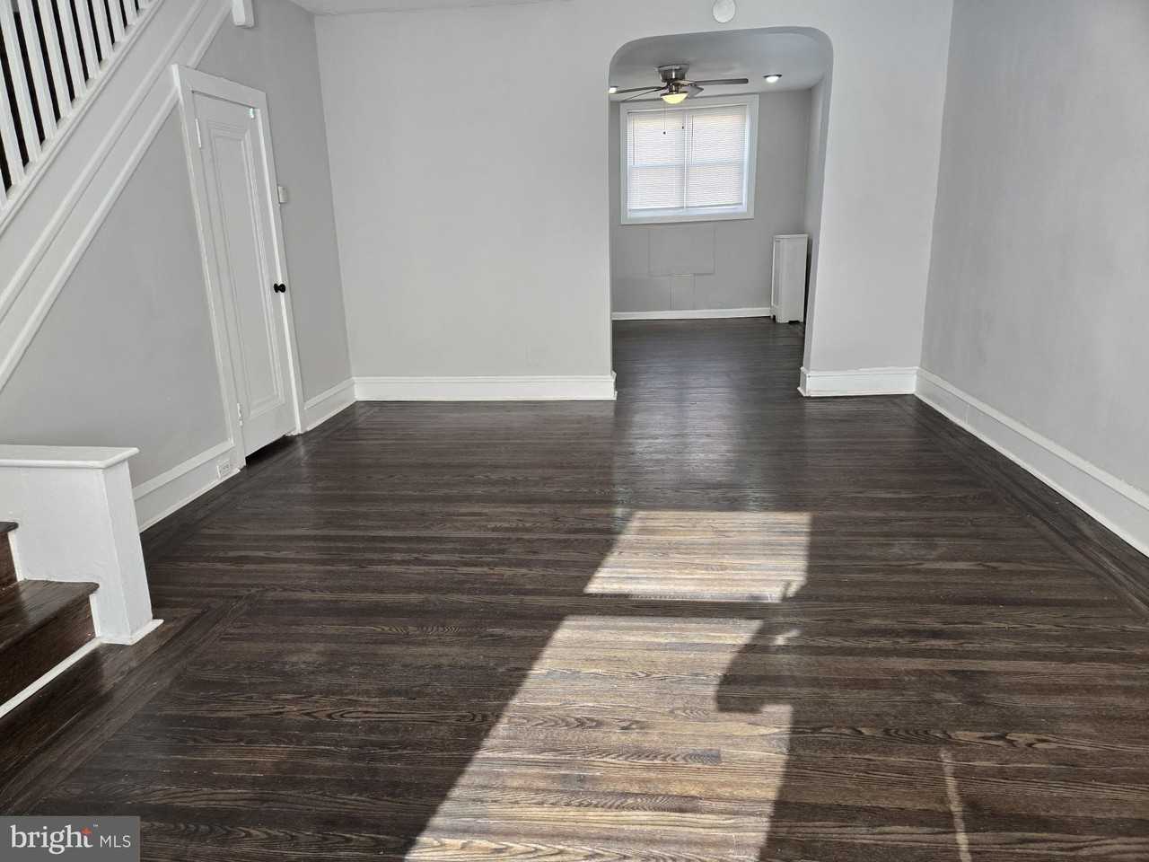 1447 Stevens St - Photo 2 of 33