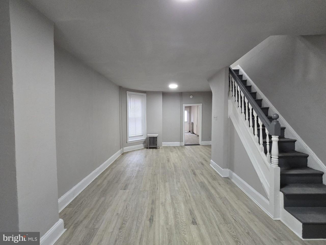 66 N Hirst St - Photo 3 of 26