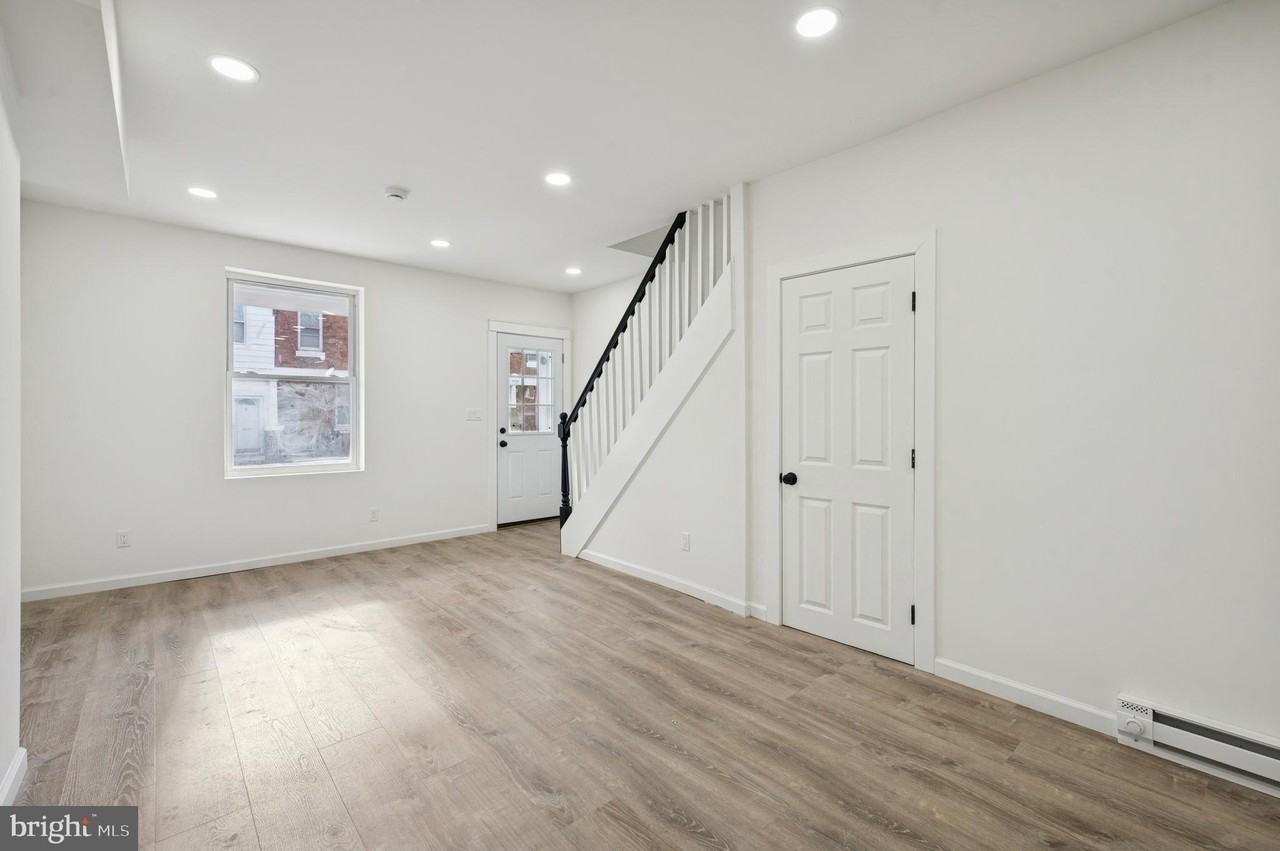 5929 Spring St - Photo 5 of 15