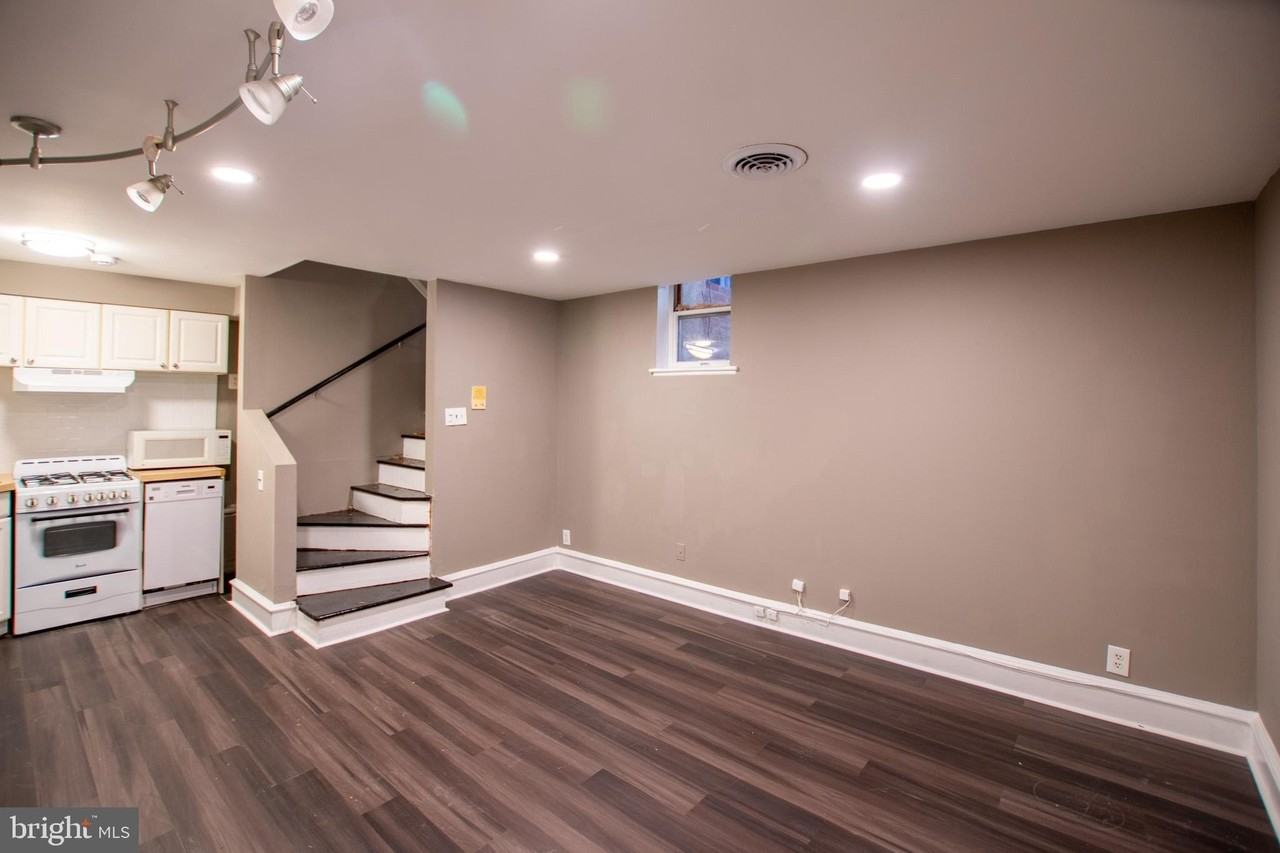 919 Pine St Apt 1r #1R - Photo 2 of 18