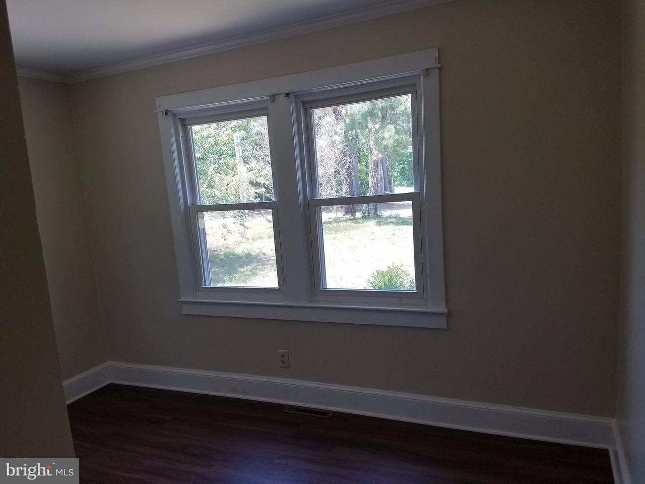 10118 Dahlgren Rd - Photo 6 of 17