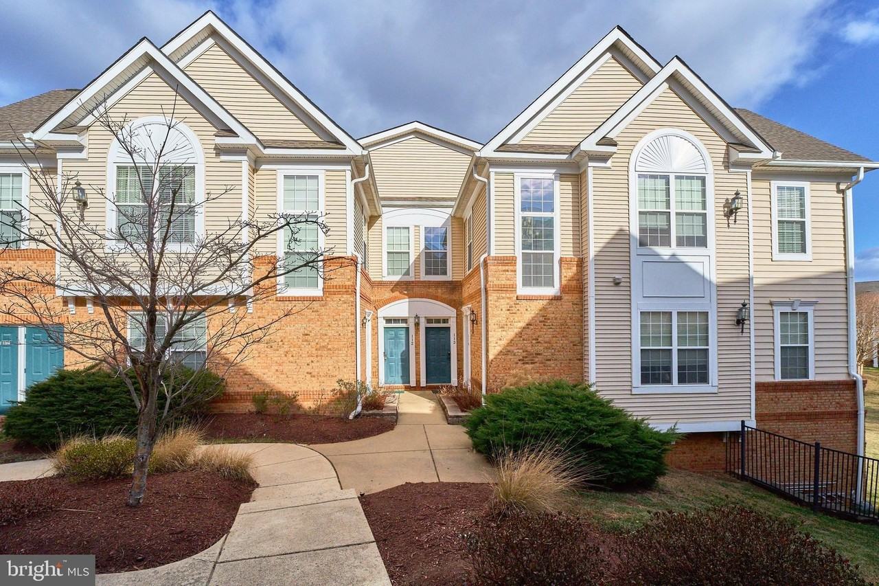 43865 Hickory Corner Ter Unit 114 #114 - Photo 2 of 31