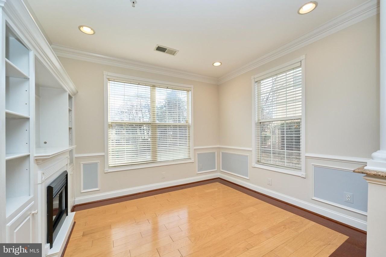 43865 Hickory Corner Ter Unit 114 #114 - Photo 7 of 31