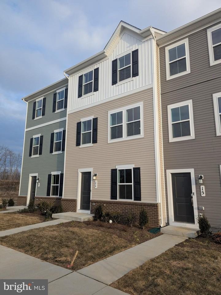 11 Short Branch Dr - Photo 2 of 31