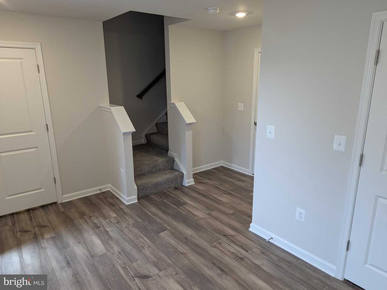 11 Short Branch Dr - Photo 3 of 31