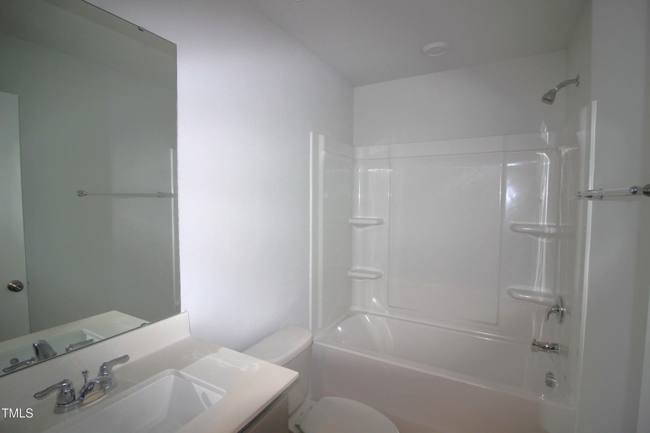 1753 Barrett Run Trl - Photo 4 of 29