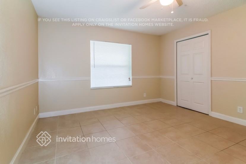 5447 Twin Oakes Rd - Photo 6 of 22