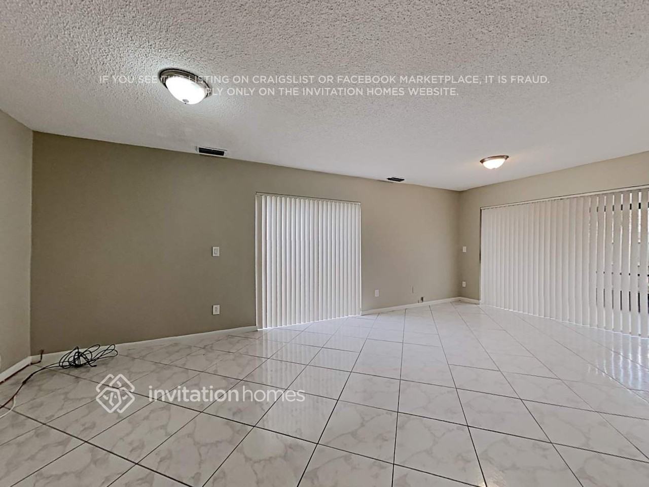 3715 Nw 107th Ter - Photo 4 of 21