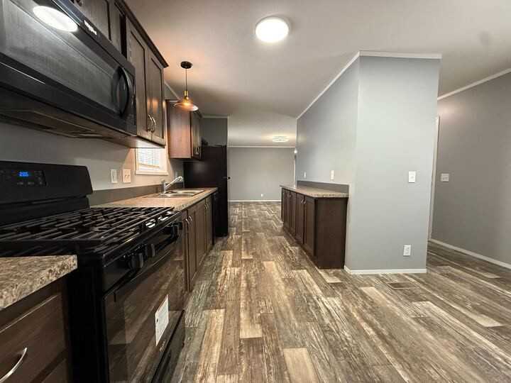 11853 Cascade Cir #114 - Photo 7 of 28