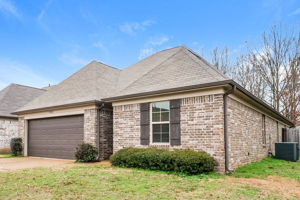 9450 Eckley Pl - Photo 3 of 16