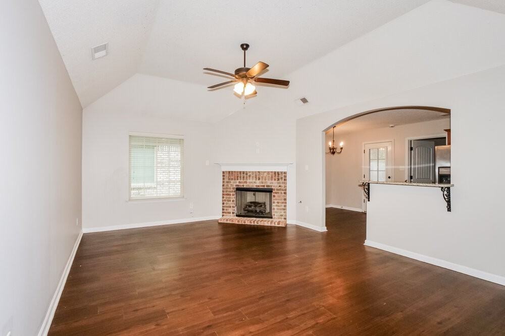 9450 Eckley Pl - Photo 4 of 16