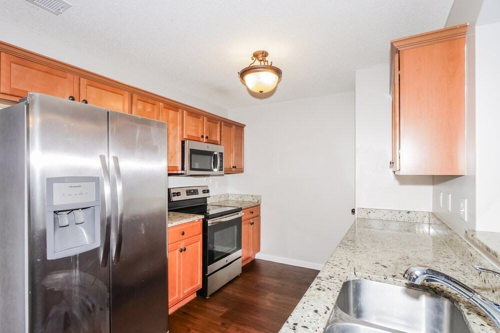 9450 Eckley Pl - Photo 7 of 16