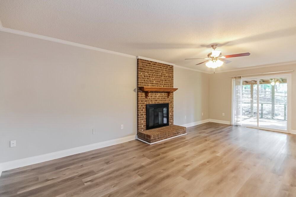 524 Robin Dr - Photo 5 of 18