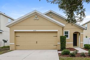 featured image of 10529 Whispering Hammock Dr