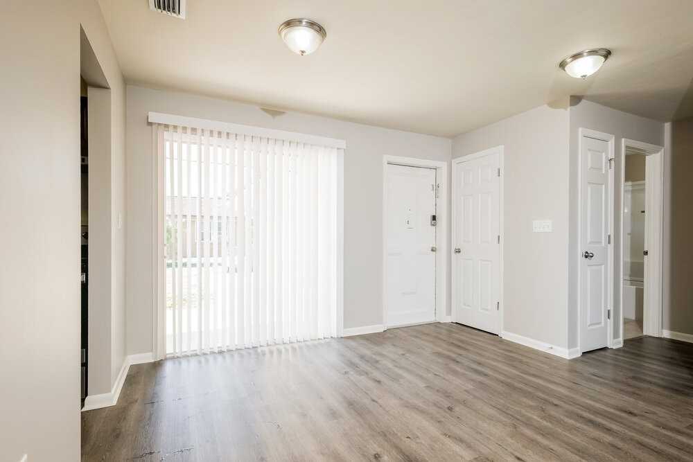 502 Leeland Heights Blvd E - Photo 6 of 16