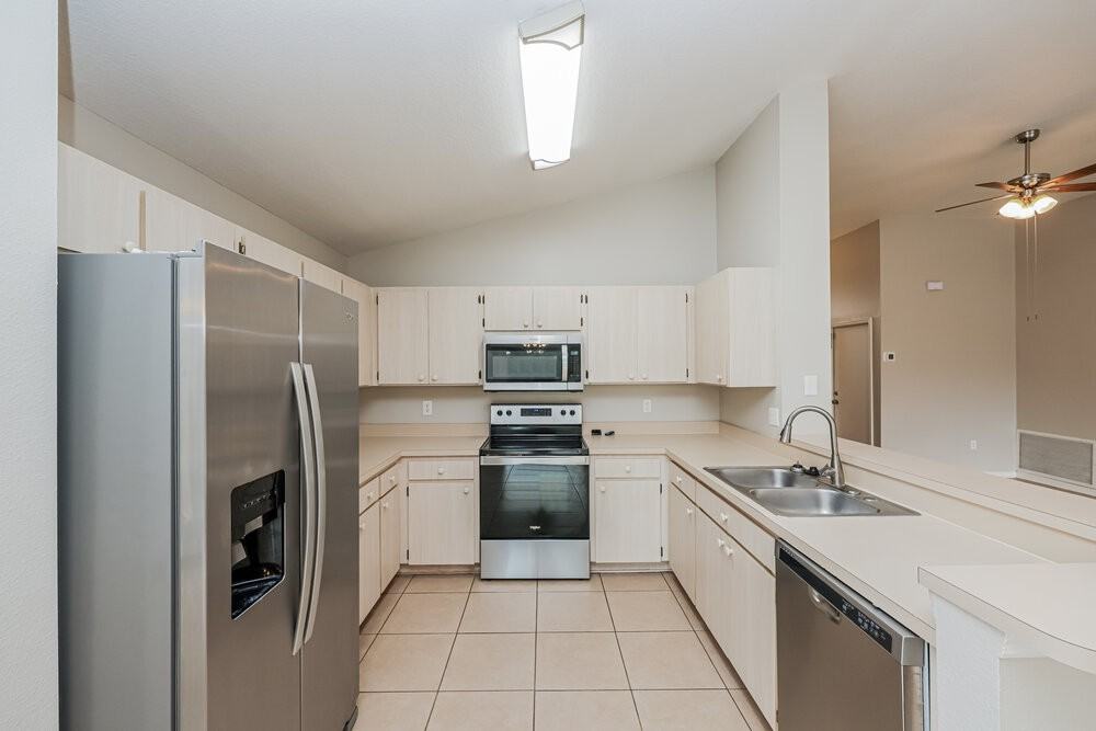 5322 Watson Rd - Photo 7 of 16