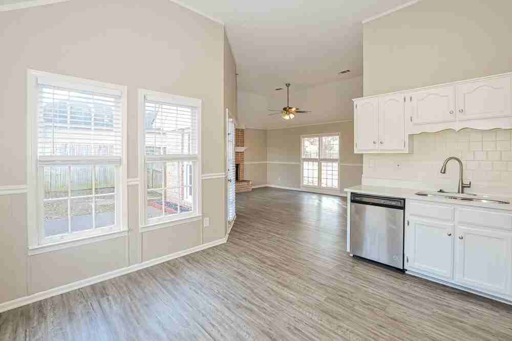 4520 S Germantown Rd - Photo 6 of 16