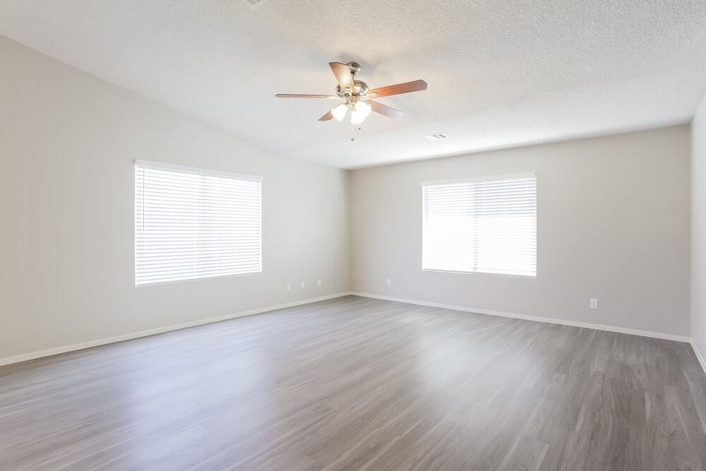 361 Clover Glen Ct - Photo 3 of 15