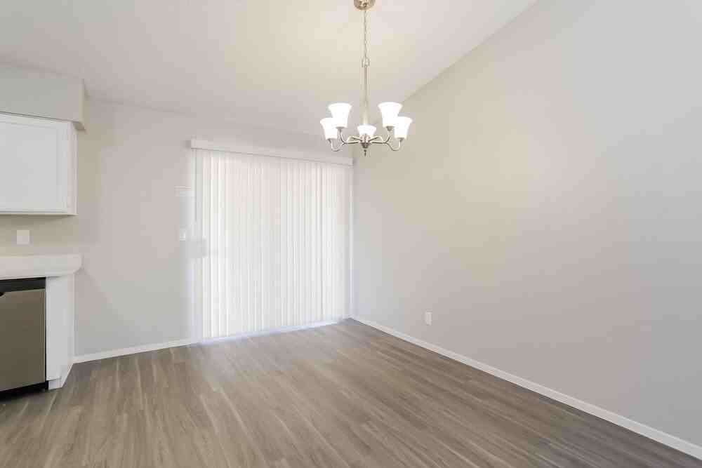 361 Clover Glen Ct - Photo 5 of 15