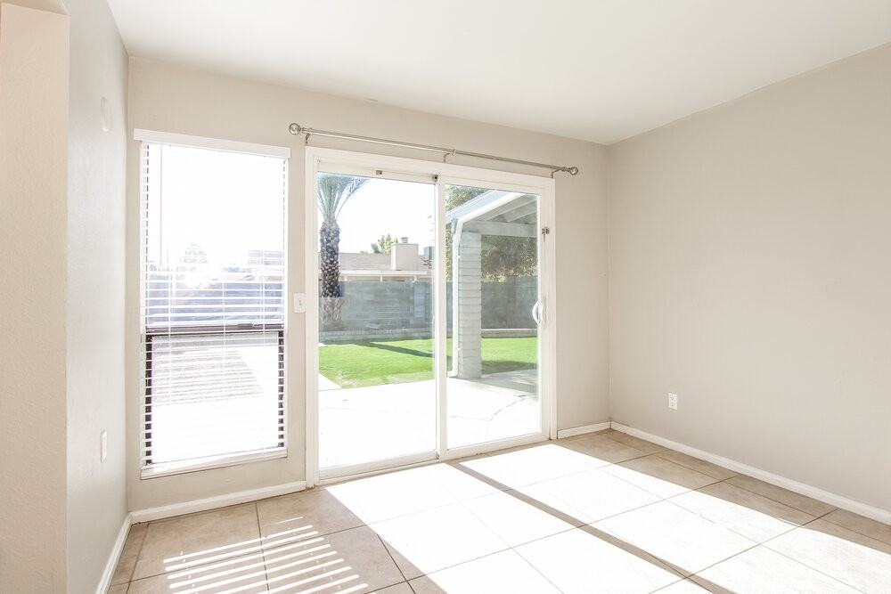 5523 W Villa Maria Dr - Photo 5 of 16