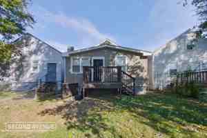 featured image of 2114 Greenwood Ave