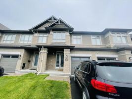 featured image of 785 Cairn Cres