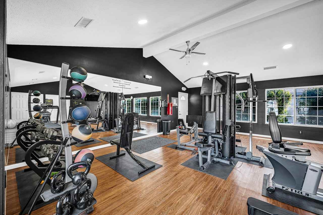 Knoxville Pointe - Photo 5 of 50