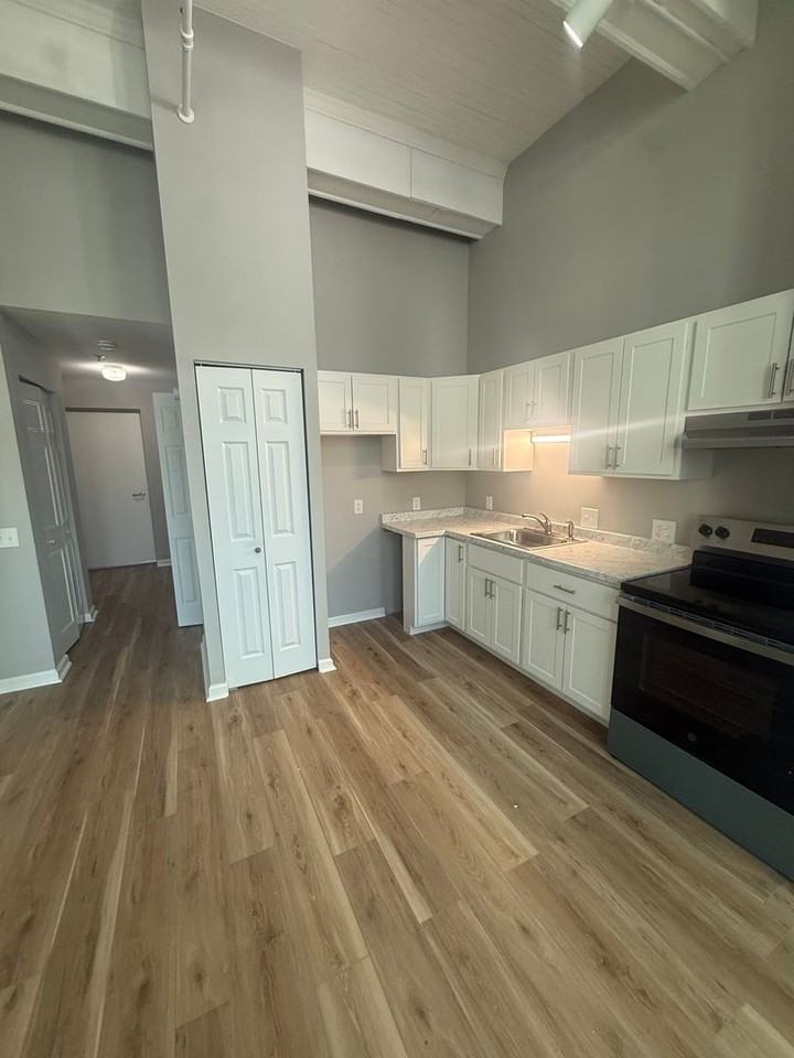 41 Beaver Street - Photo 6 of 20