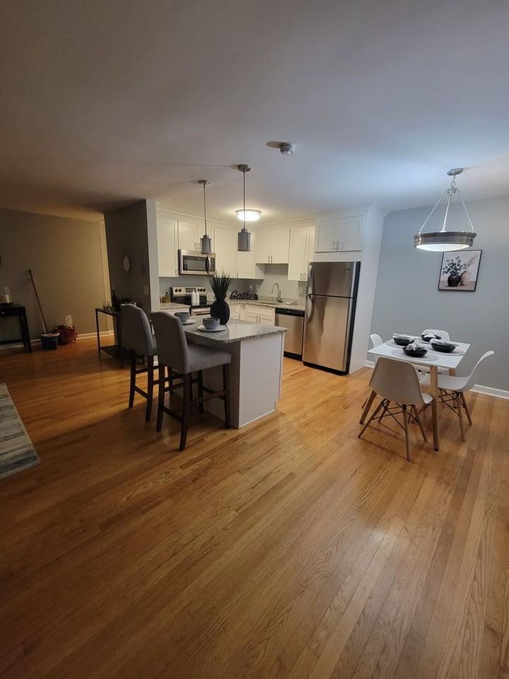 115 S Main St - Photo 3 of 28