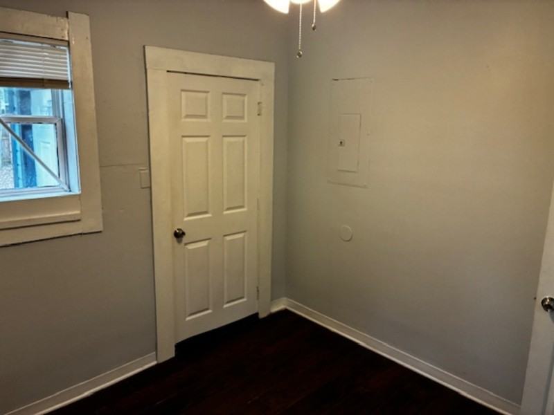 7121 Bloxham Ave - Photo 7 of 11