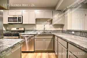 featured image of 1175 Glenda Way