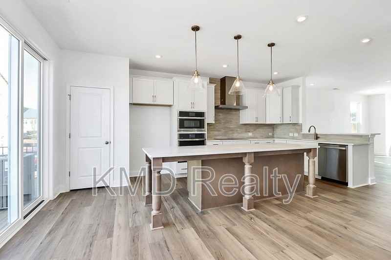 7118 Westrow Ave - Photo 2 of 17