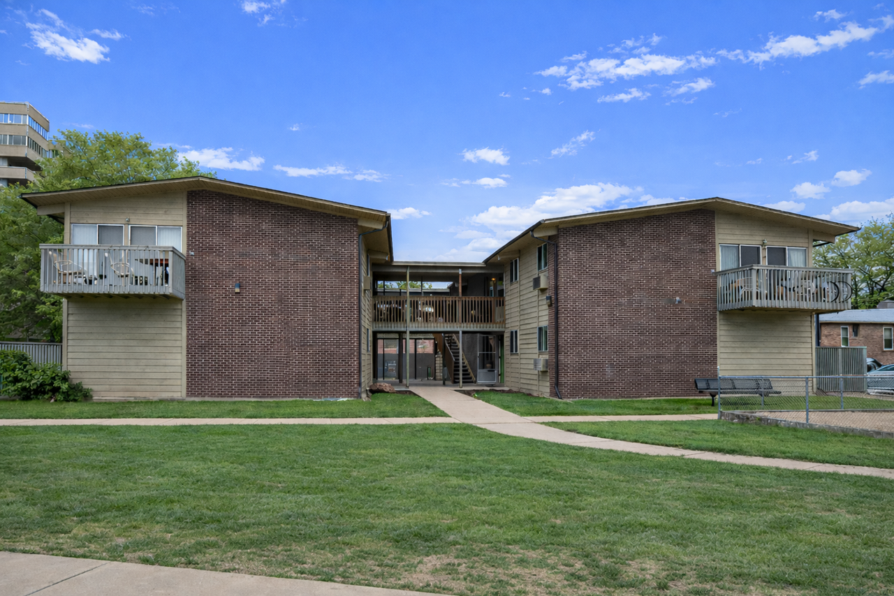 3700 E Colorado Ave - Photo 3 of 14