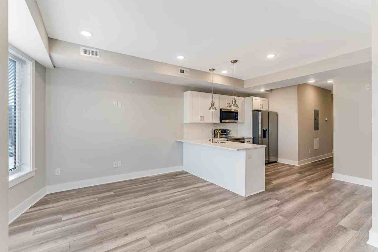 2206-2208 Ridge Ave - Photo 6 of 30