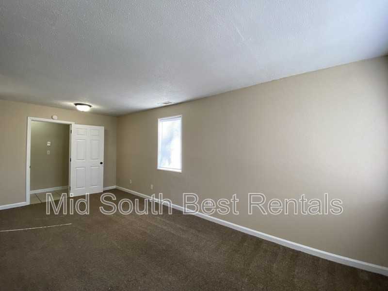 2458 Joy Ln - Photo 7 of 15