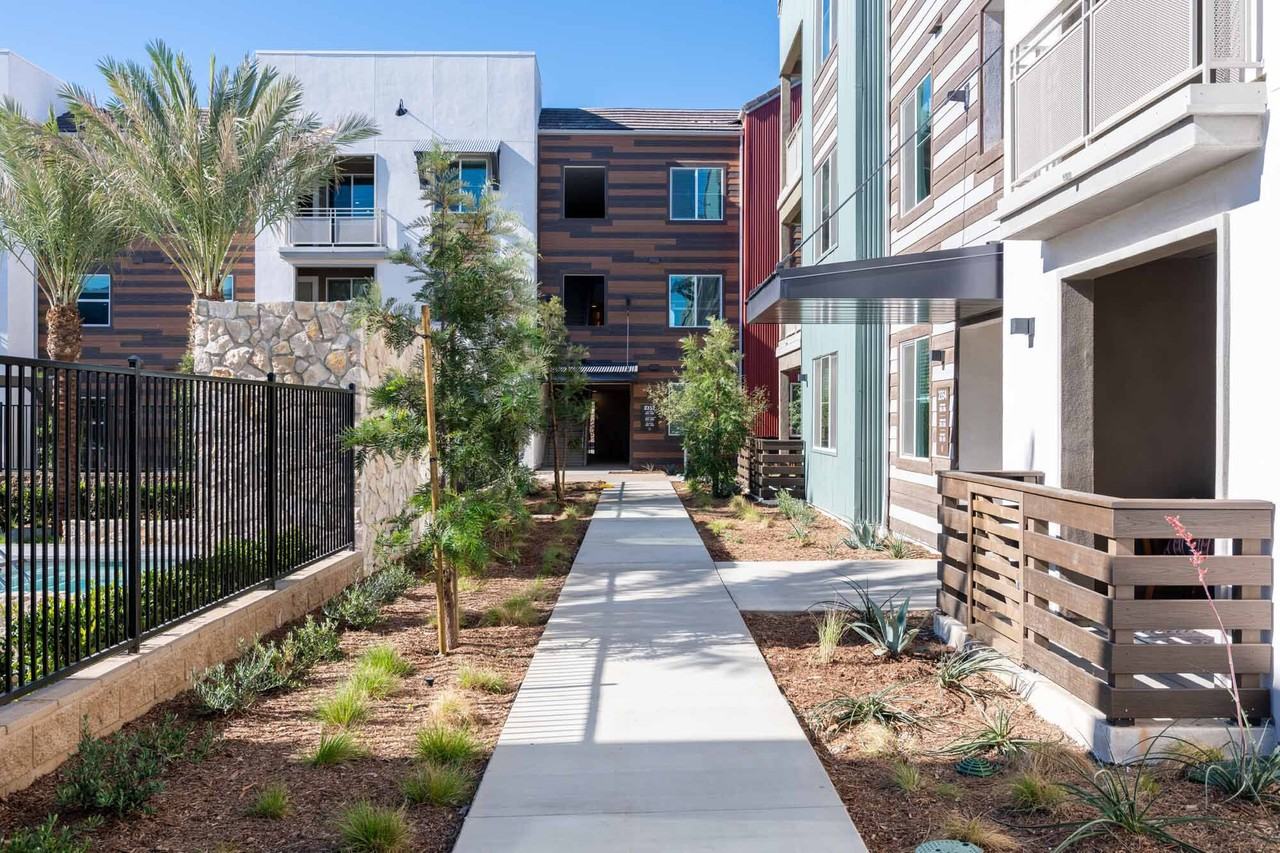 Norco Valley - Photo 2 of 43