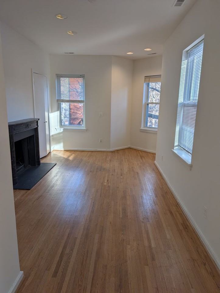 1226 28th St Nw - Photo 7 of 50