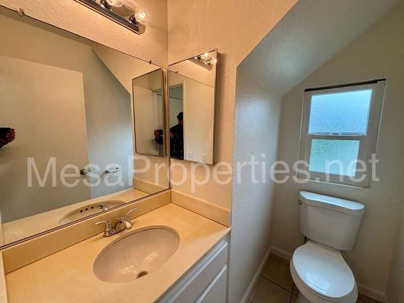 2158 S Mountain Ave - Photo 7 of 14