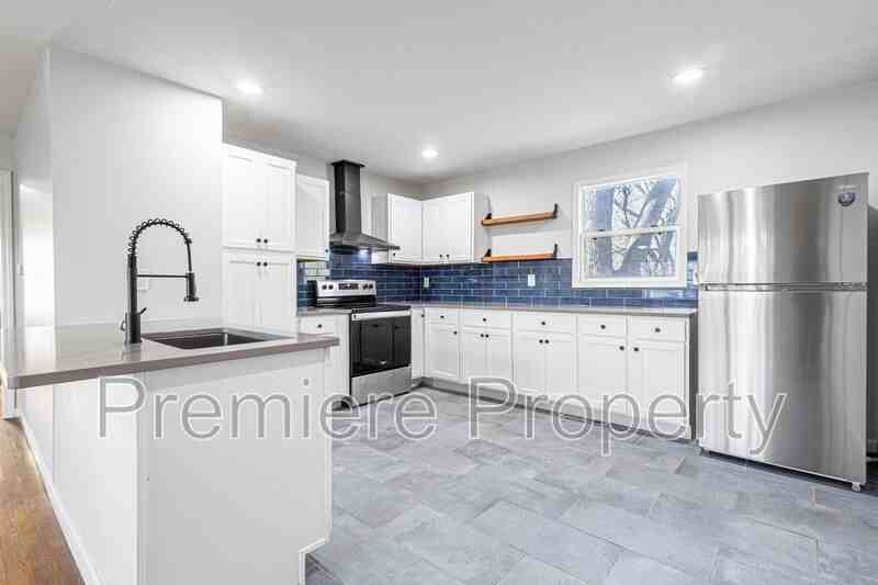 7306 Elm Ave - Photo 4 of 16