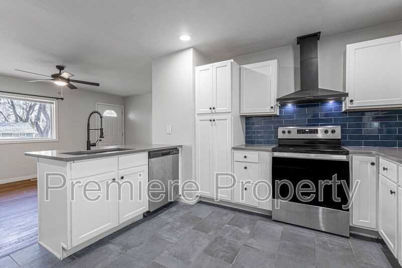 7306 Elm Ave - Photo 6 of 16