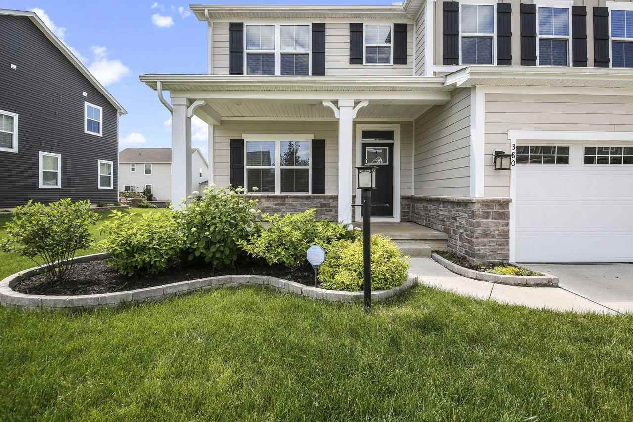 380 Crownover Way - Photo 2 of 29