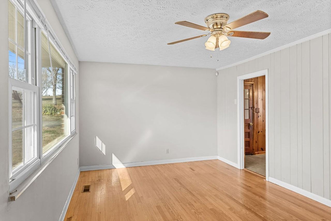 5600 Paula Rd - Photo 5 of 31