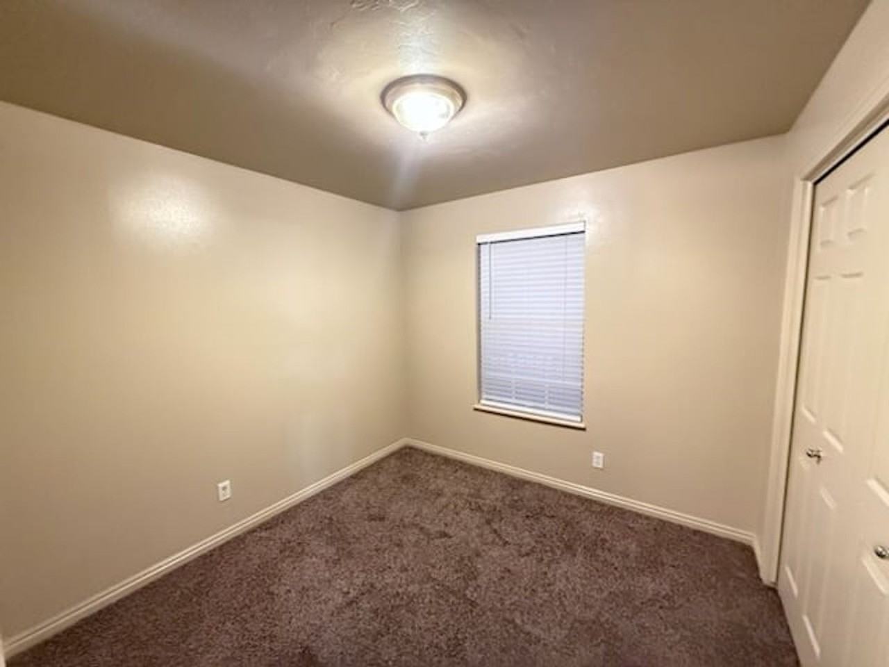 1519 S 125 E - Photo 5 of 14