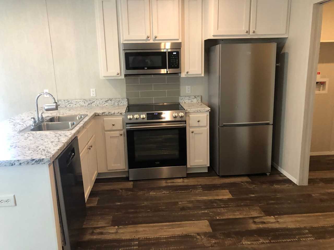 291 Brookside Dr - Photo 3 of 10